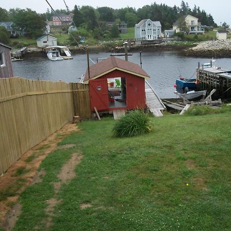 Sal'S Bed And Breakfast By The Sea Herring Cove Eksteriør billede