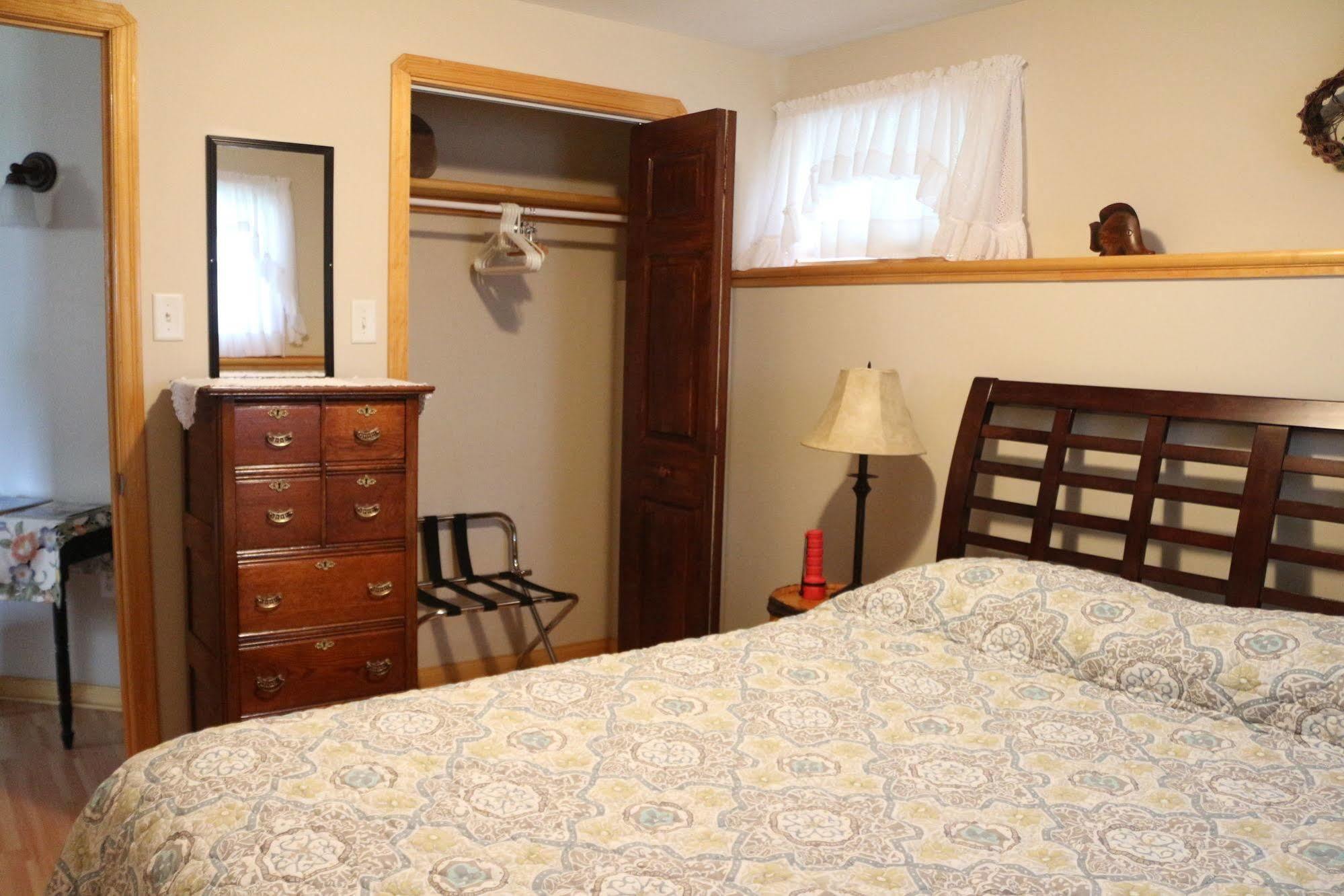 Sal'S Bed And Breakfast By The Sea Herring Cove Eksteriør billede